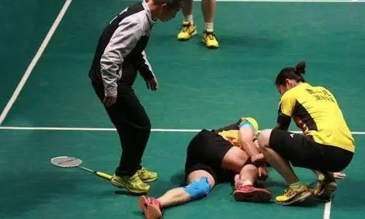 死忠！A-史密斯：尼克斯下赛季会进总决赛 但我没说他们能夺冠